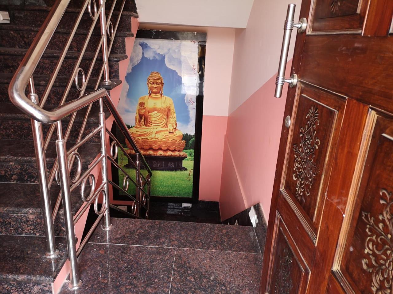 Chairosana Mansion Bhubaneswar Exterior foto